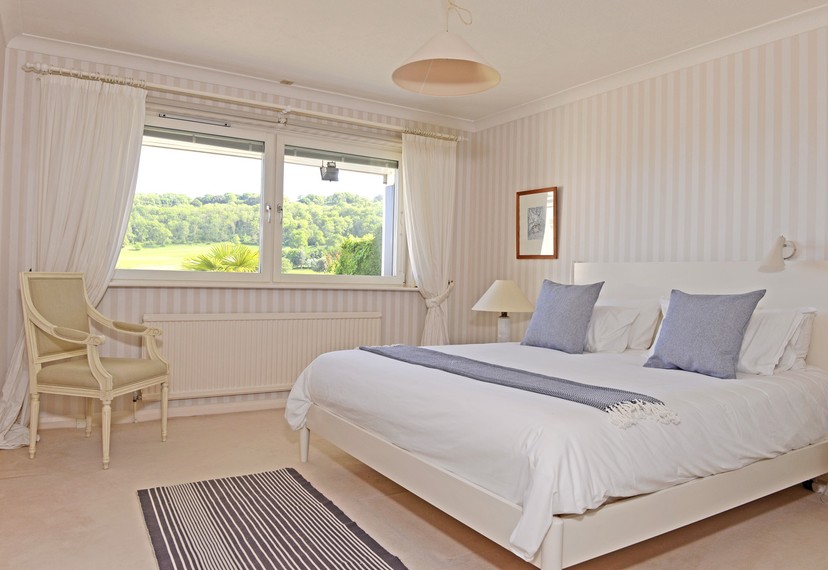 Exclusively Eastbourne - Sussex holiday cottages