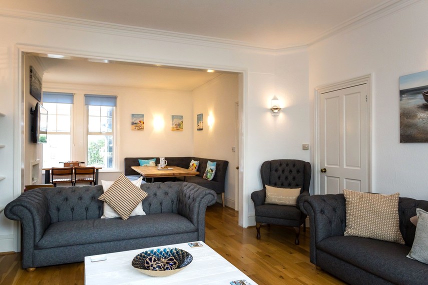 Lounge - group accommodation Eastbourne