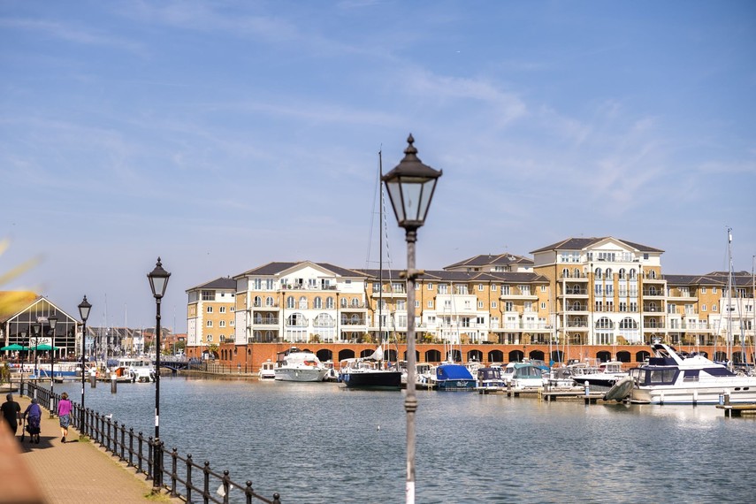 Eastbourne holidays with water views
