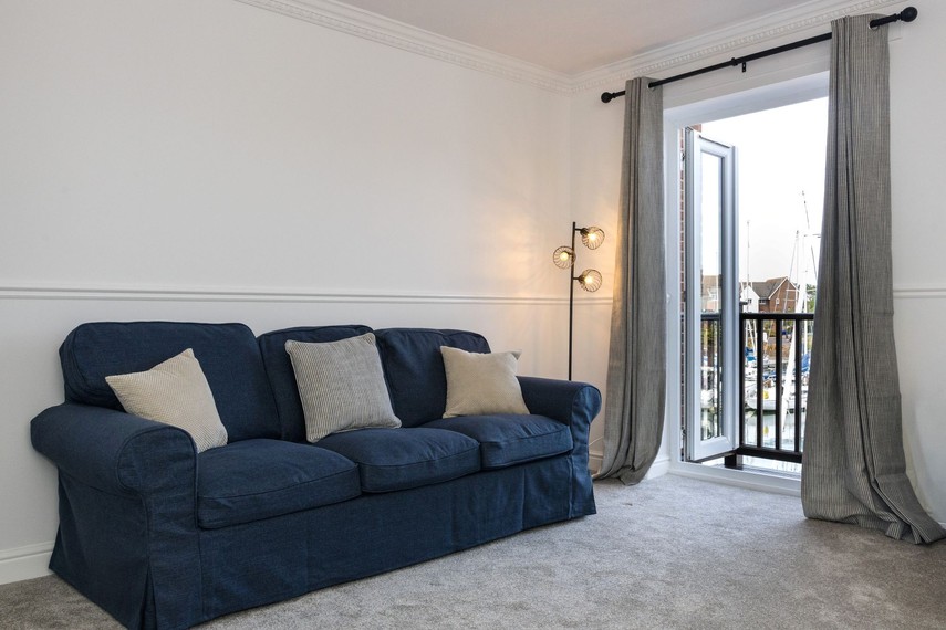 Living area of Sovereign Harbour Airbnb