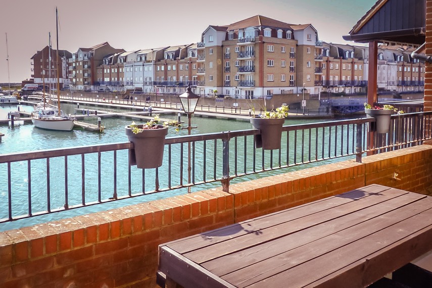 Sovereign Harbour holiday lets - holiday apartments by the sea