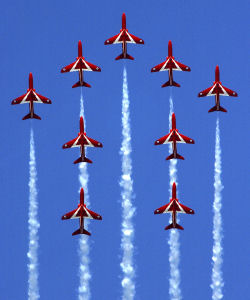 Red arrows performing at Eastbourne Airbourne