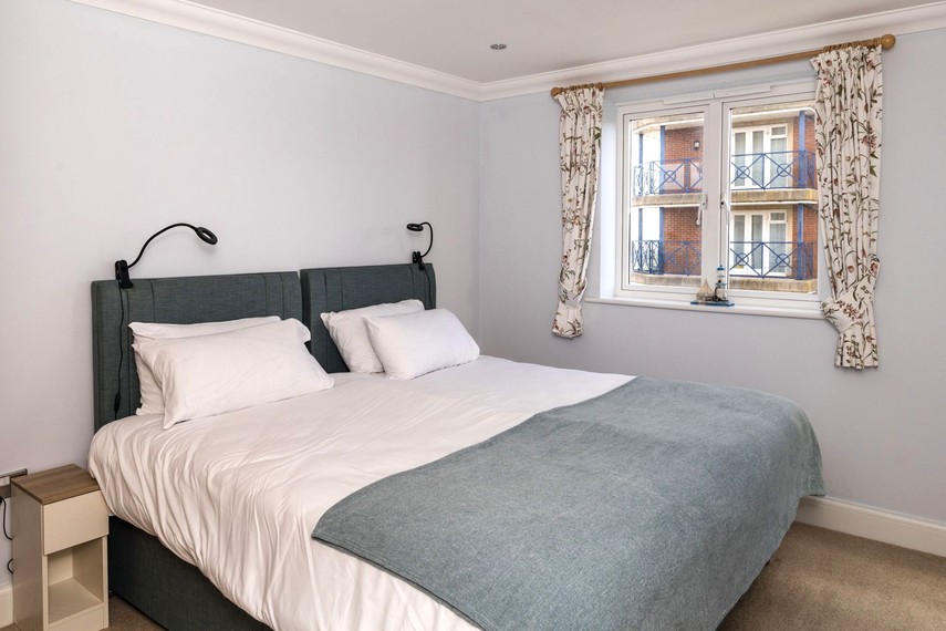 Master bedroom of Eastbourne holiday home