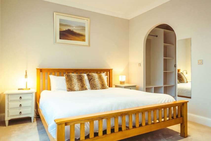 Top floor master suite of Eastbourne holiday home