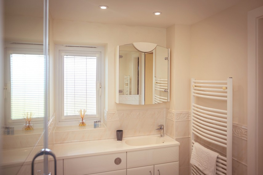 Ensuite to Eastbourne holiday rentals