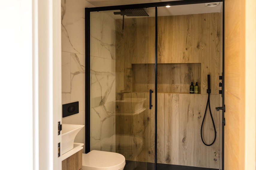 South Downs cottages - shower room