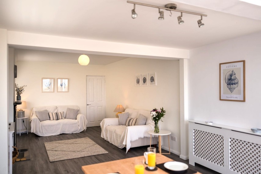 Eastbourne holiday cottage on the beach