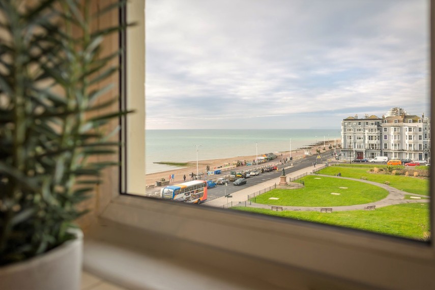 hastings airbnb view of the sea