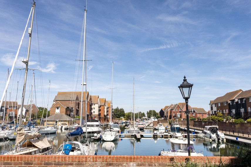 Sovereign Harbour holiday accommodation