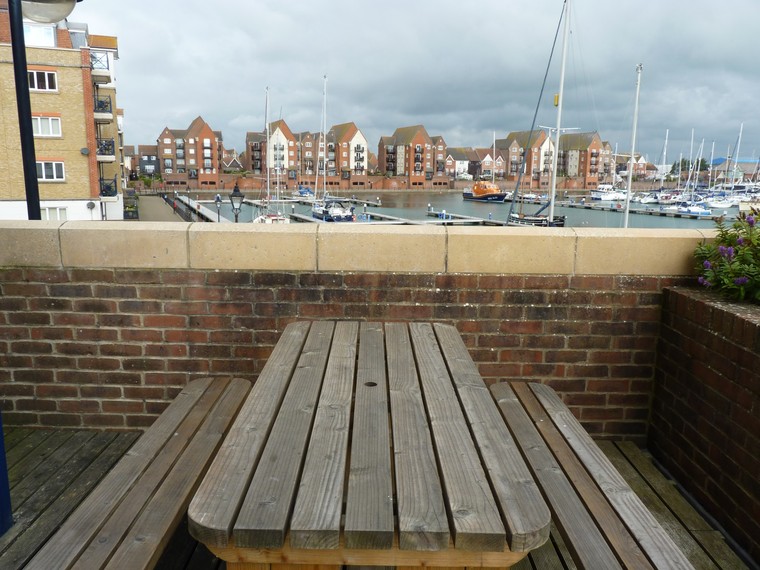 Exclusively Eastbourne - The Lock - Sovereign Harbour holiday apartments with accessible accommodation