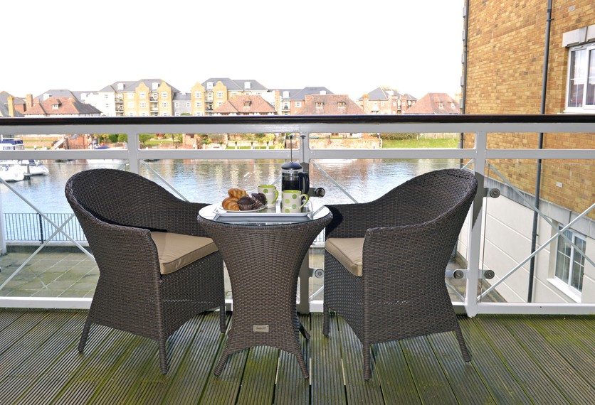 Exclusively Eastbourne holiday homes - Pacific Heights - harbour view apartments in Sovereign Harbour, Eastbourne