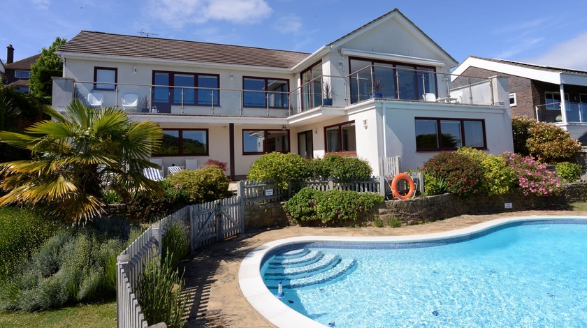 Book family friendly holiday homes in and around Eastbourne