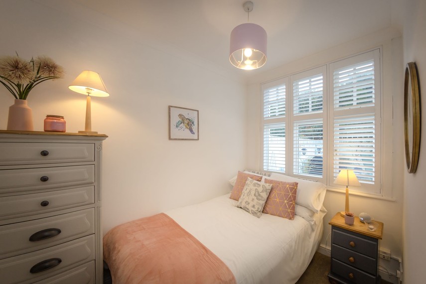 eastbourne apartment bedrooms