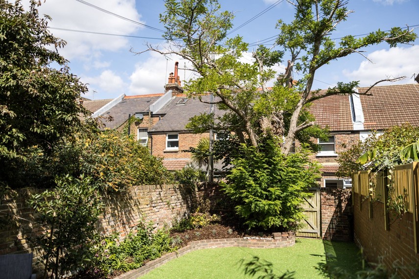 Sussex holiday rentals with gardens