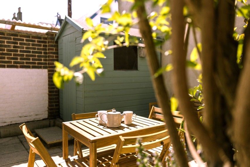 Holiday home with garden in Eastbourne