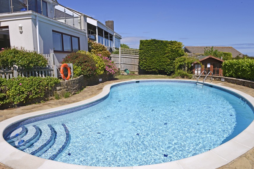 Exclusively Eastbourne - Fairways villa with private pool luxury holiday cottages