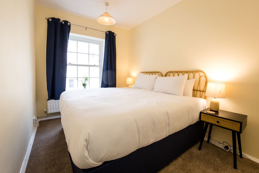 Flexible Eastbourne accommodation - super king or twin