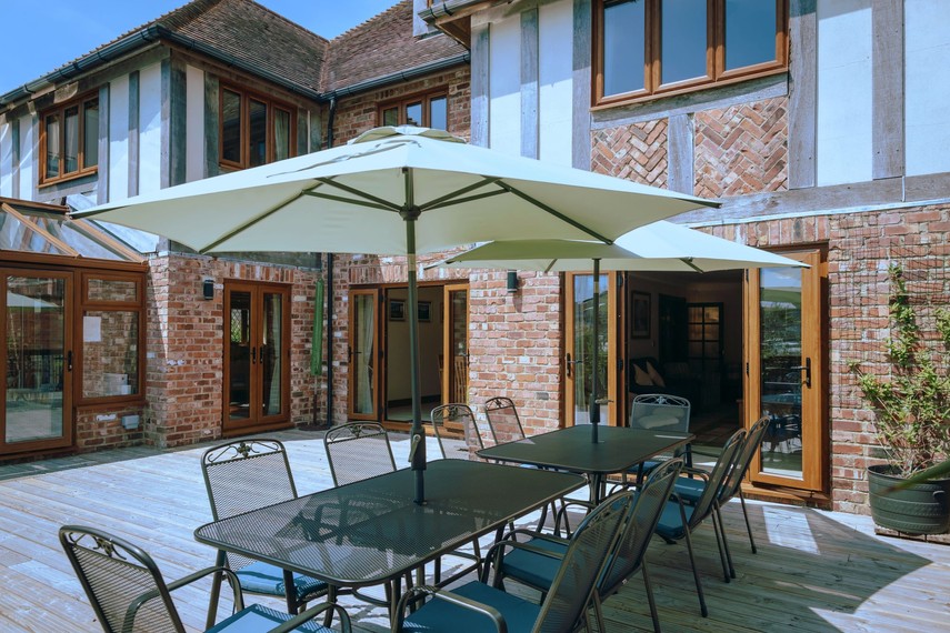 Outdoor dining space at Wellington Quay