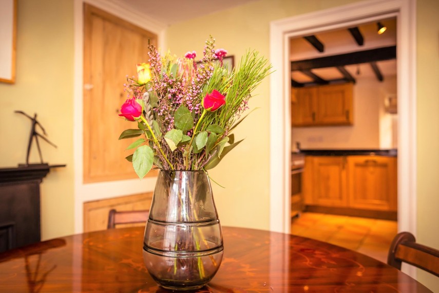 Dining - perfect for self catering holidays in South Downs