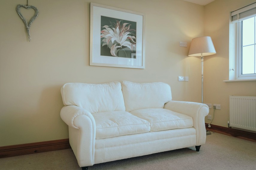 Master bedroom of Sussex holiday cottage