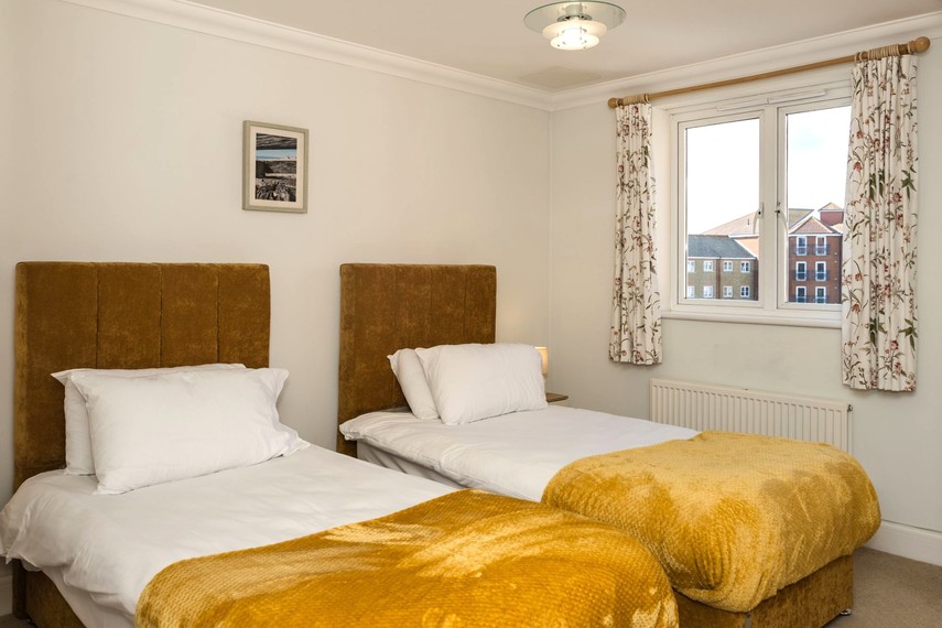 Second bedroom in Sovereign Harbour let