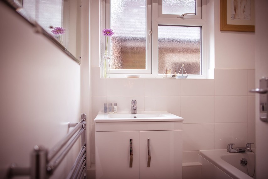 Bathroom of South Downs holiday cottage