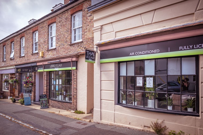 Shops and restaurants in Willingdon