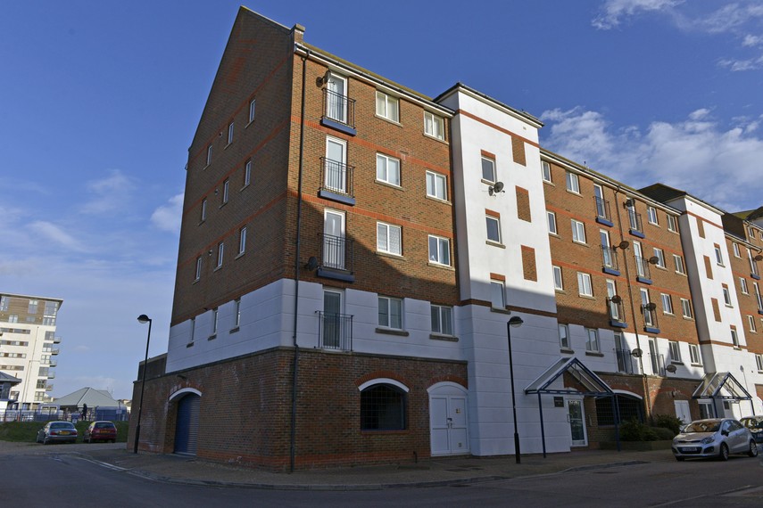 Exclusively Eastbourne - The Lock - Sovereign Harbour holiday rentals with accessible accommodation