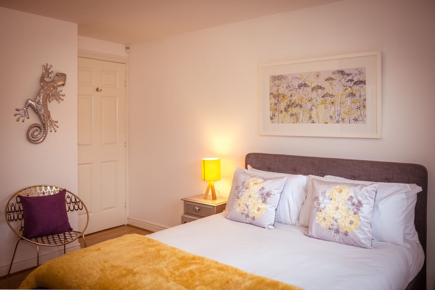 Master bedroom of this Eastbourne holiday flat