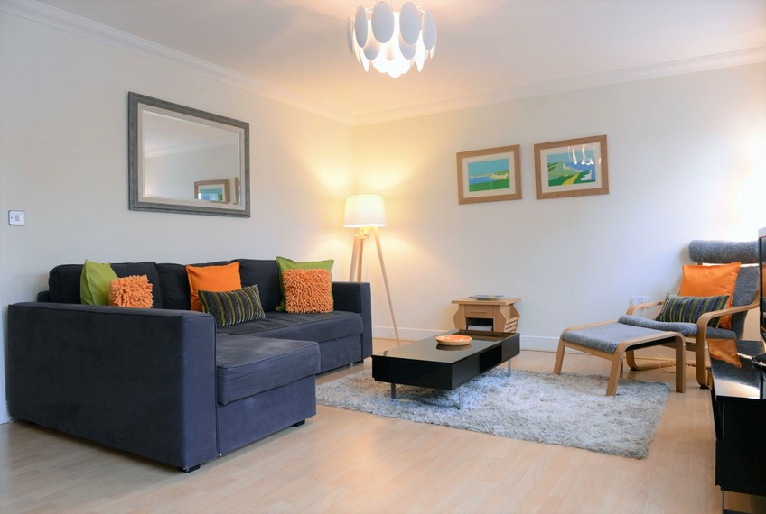 Beachside Apartment - Exclusively Eastbourne -beachside accommodation in Sovereign Harbour