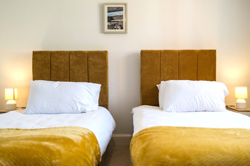 Second bedroom in Sovereign Harbour let